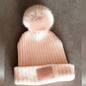 Love Your Melon Soft Pink Beanie Detachable Pom, Adult OS, NEVER WORN!